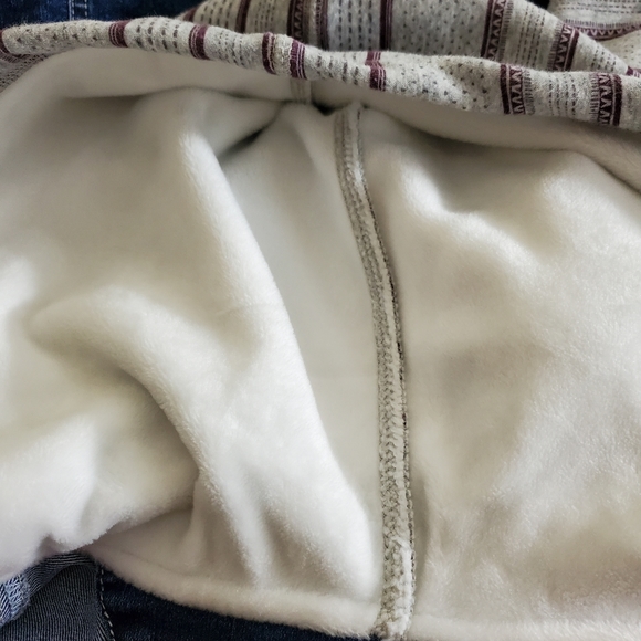 Wallflower Fleece Jean Jacket - Picture 12 of 15